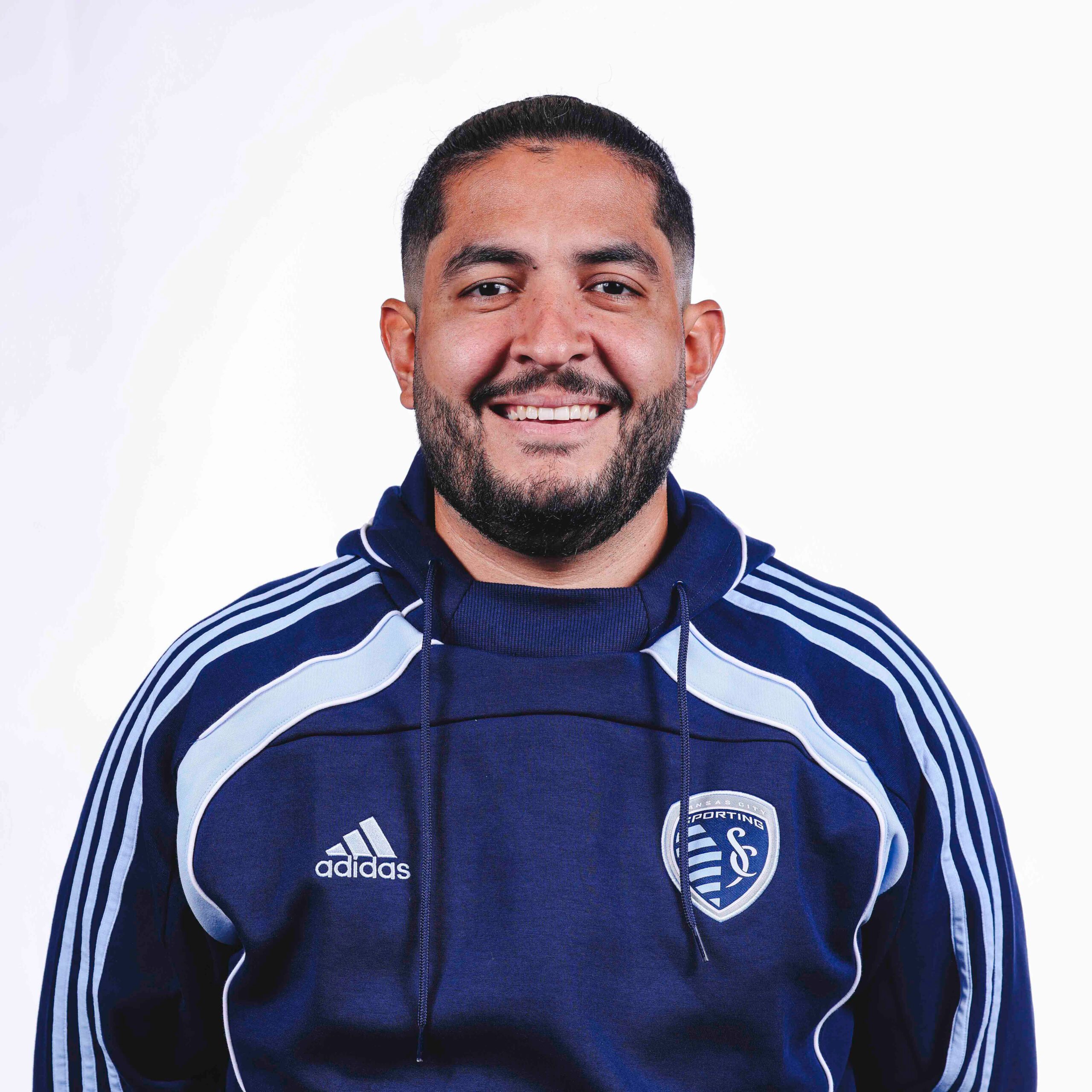 25-Barrios_Diego-1 headshot of Diego Barrios