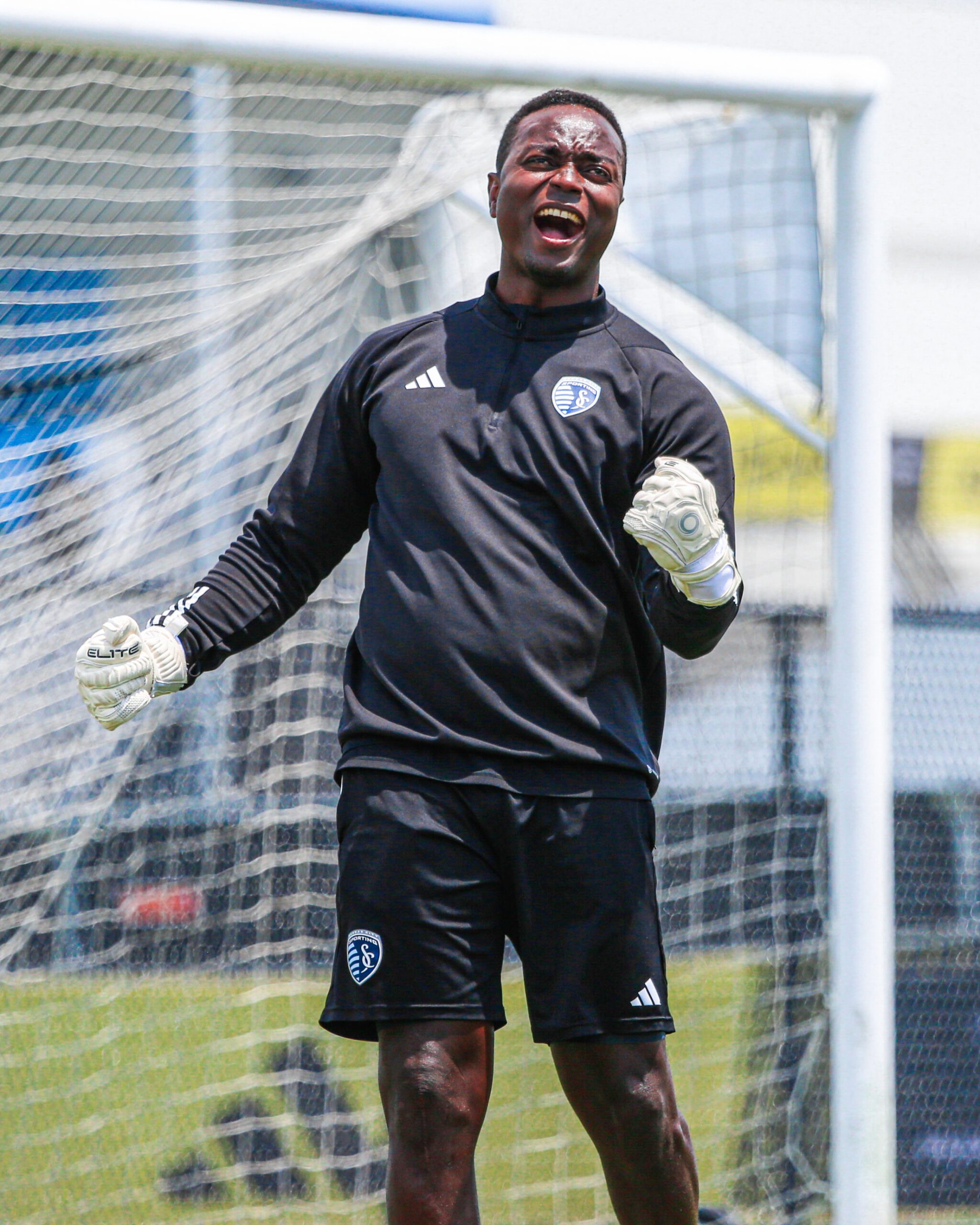 carlos ortiz coaching soccer