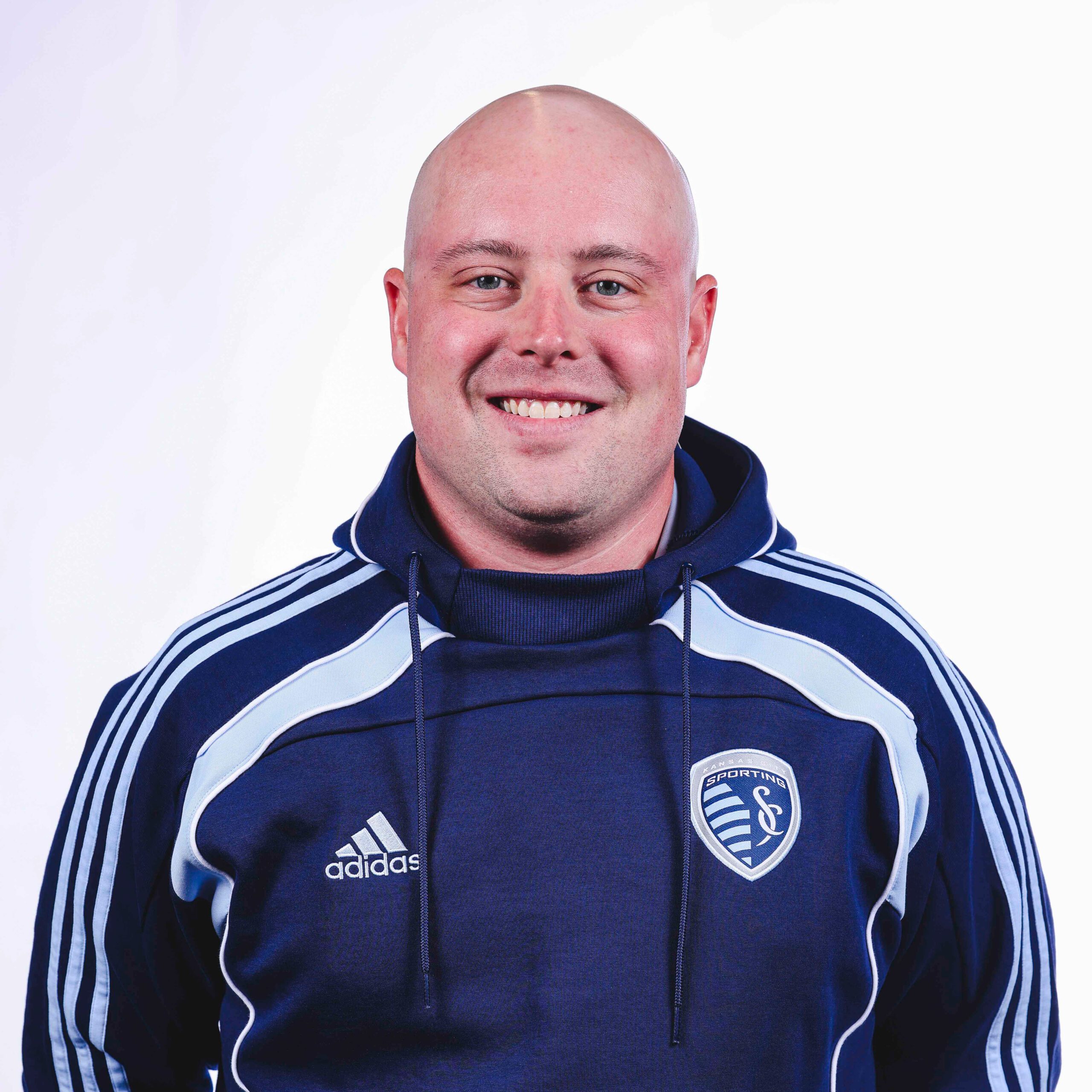 25-Carlson_Zac-1 headshot of Zac Carlson